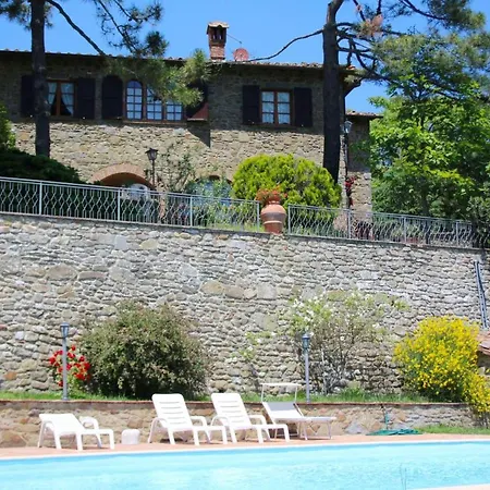 Alto Sleeps 10 Pool Wifi Vila