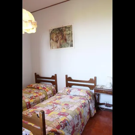 Alto Sleeps 10 Pool Wifi Palazzuolo
